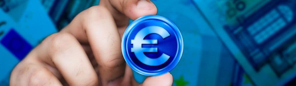 France's Finance Minister Urges Banks to Adopt Euro-Stablecoins