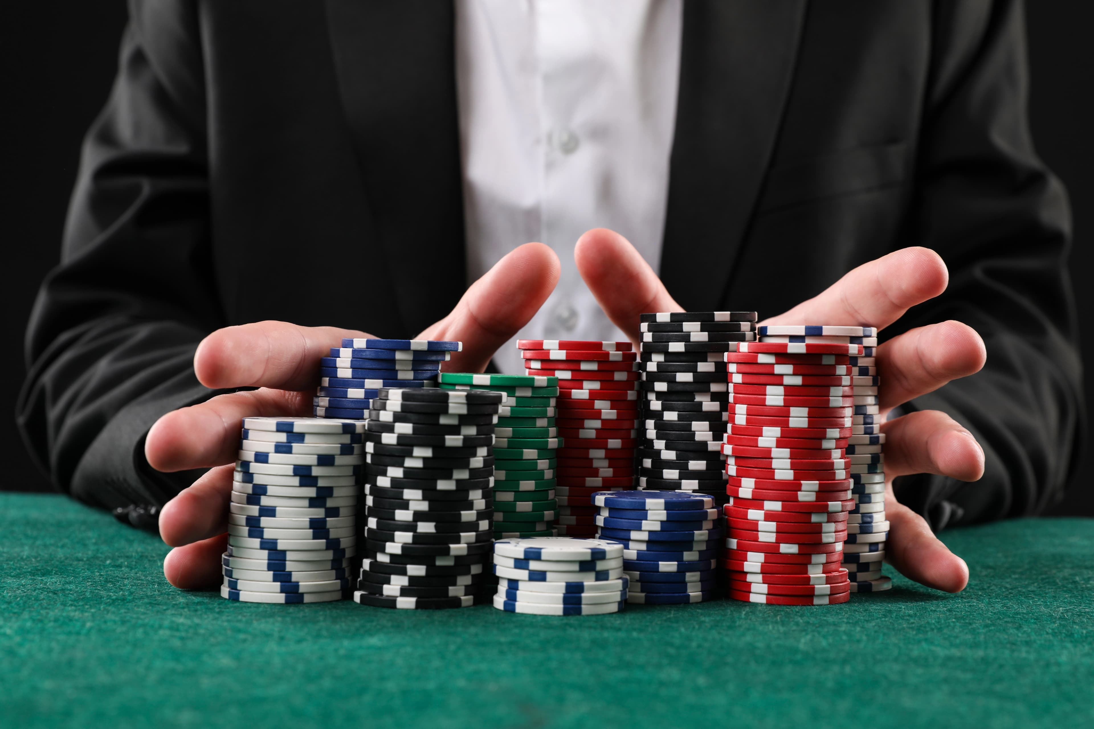 Gangster Jailed for Squandering Friend's $332,000 Bitcoin